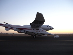 White Knight and SpaceShipOne taxi to runway at Mojave, X2 flight